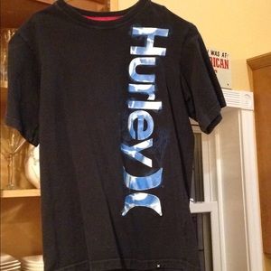 Hurley t-shirt